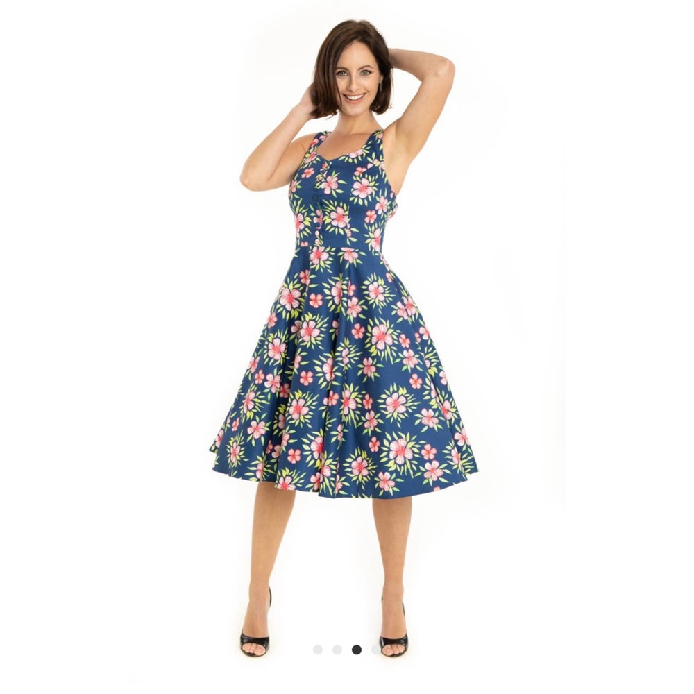 Brand New Various sizes Miss Lulo swing dress